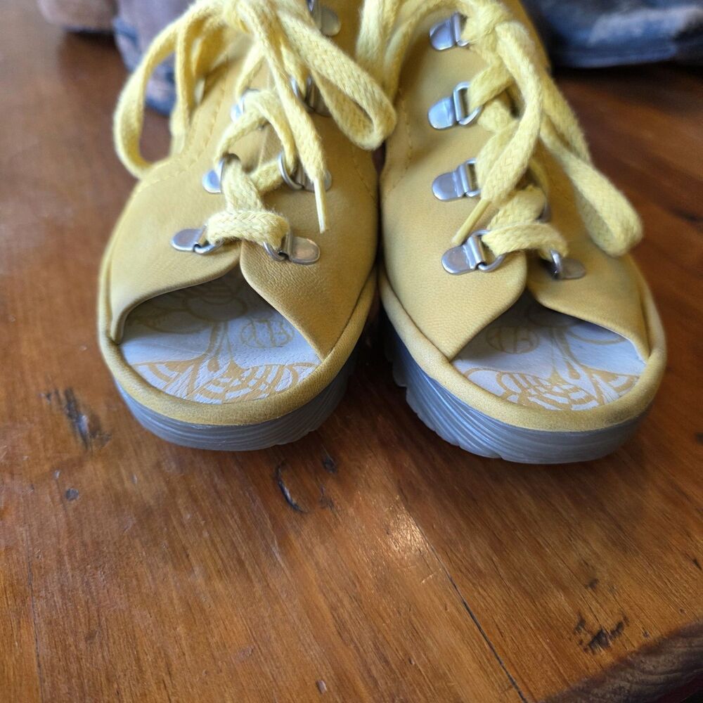 FLY London Women's 38 Ylfa Lace Up Wedge Yellow Sandals Made In Portugal - Picture 6 of 9